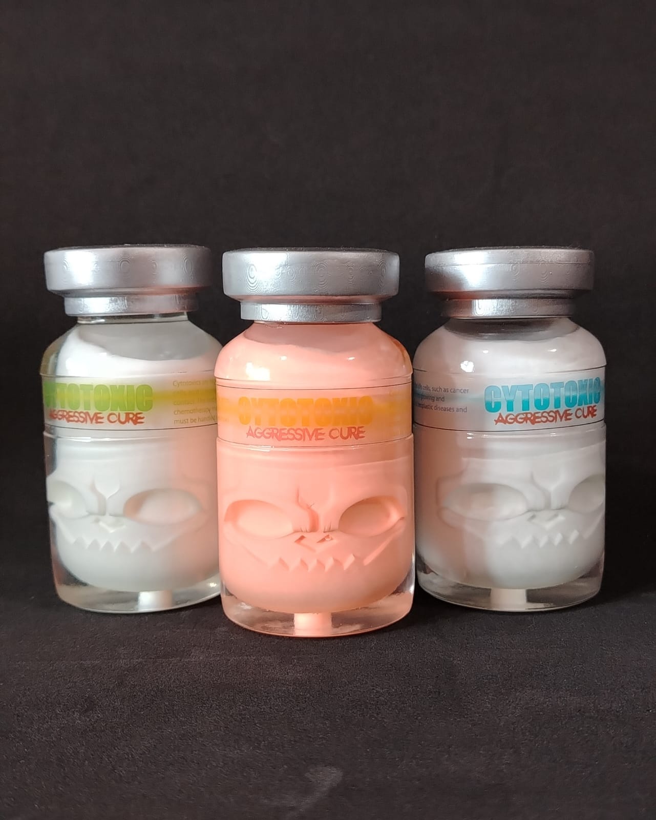 Cytotoxic Resin toy Glow in the Dark